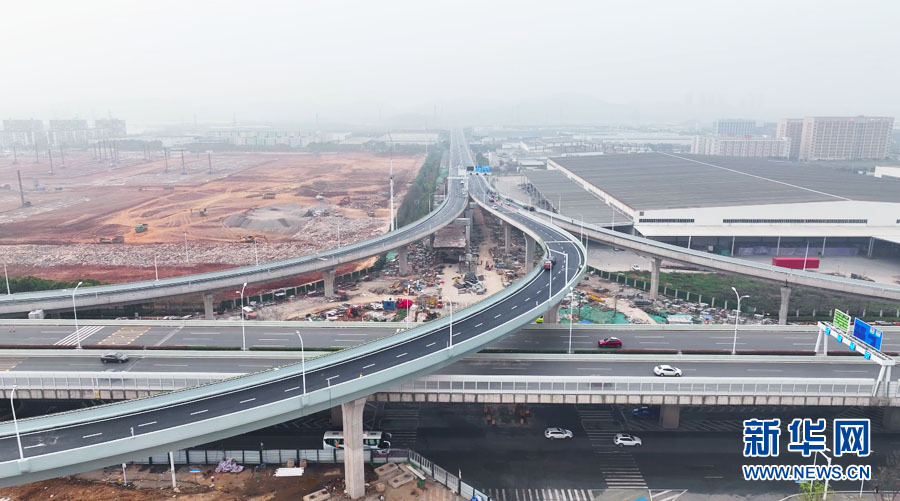 武汉车谷大道全线贯通 为“车谷副城”建设提速