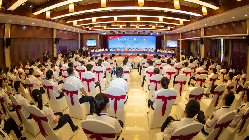 首届“海事杯”直属海事系统执法人员知识竞赛在汉举行