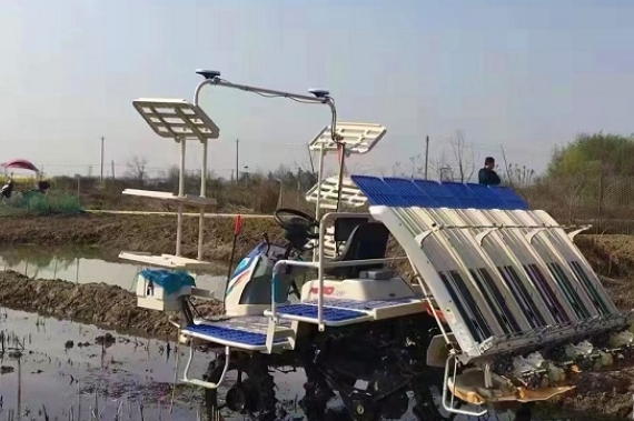 乡村振兴在行动丨湖北鄂州：智慧农机释放现代“无人农业”魅力